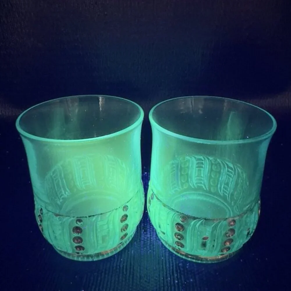 EAPG 1898 Riverside Olympia Glass Seed Pod Blue Tumblers Set‎ Manganese 365nm UV